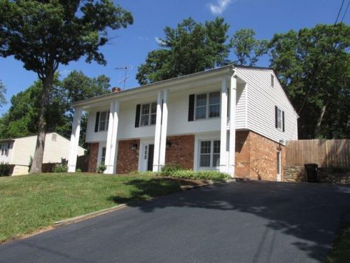 4105 Chaparral Dr, Roanoke VA  24018-4861 exterior