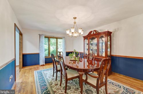 813 Marlboro Spring Rd, Kennett Sq PA  19348-1313 exterior