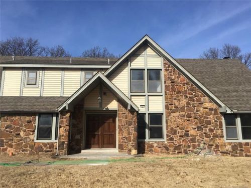 5829 97th St, Tulsa, OK 74137-5009