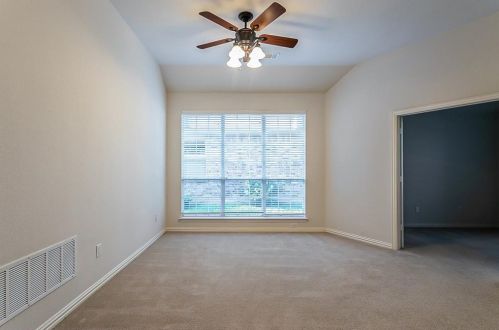 3609 Sutters Way, Lewisville TX  75022-2941 exterior