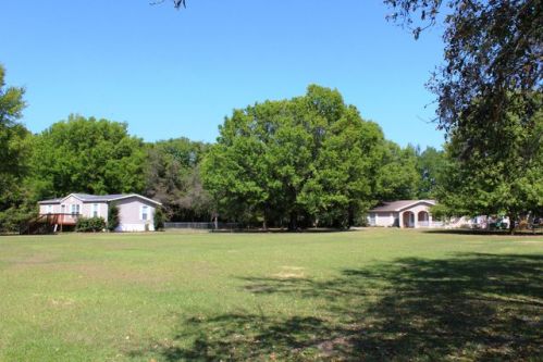 1740 Livingston Rd, Lutz, FL 33559-6980