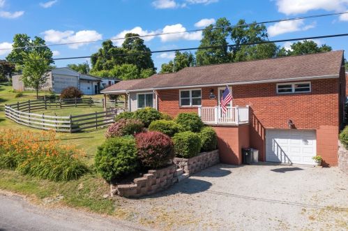 342 Mingo Church Rd, Finleyville, PA 15332-3601