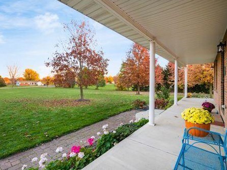 10414 York Rd, Pataskala, OH 43062-9472