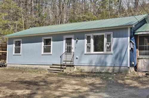 446 Plain Rd, Hinsdale, NH 03451-2142