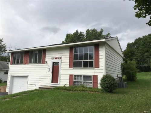 406 Yale Ave, Syracuse, NY 13219-2656