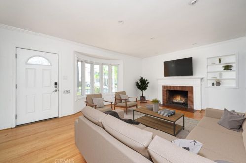 4620 Graywood Ave, Long Beach CA  90808-1017 exterior