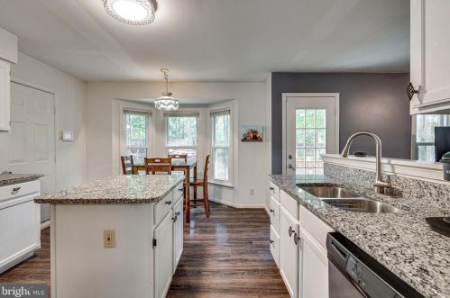 6404 Forest Grove Dr, Fredericksburg VA  22407-6344 exterior