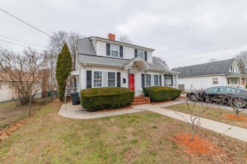 325 Greenville Ave, Providence, RI 02919-2634