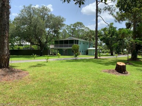 630 27th St, Naples FL  34117-3138 exterior
