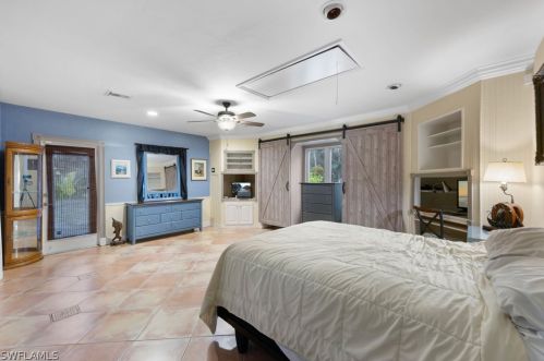 561 20th Ave, Naples FL  34120-3372 exterior