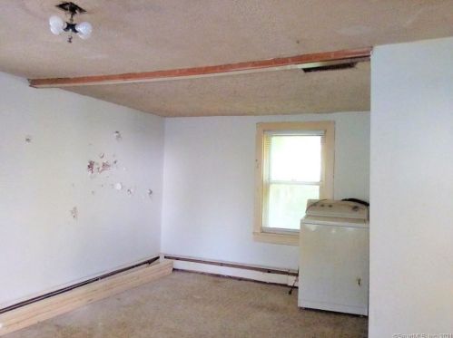 13 High St, Vernon CT  06066-3638 exterior