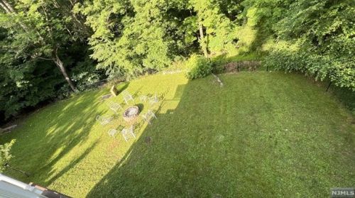 385 Stonetown Rd, Skyline Lakes NJ  07456-1308 exterior