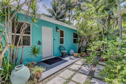 1455 Shannondale Rd, West Palm Beach FL  33406-3233 exterior