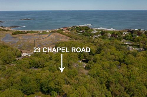 23 Chapel Rd, North Hampton, NH 03862-2206