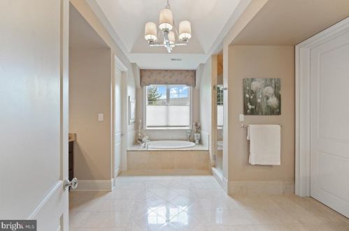 238 Valley Ridge Rd, Haverford PA  19041-2029 exterior