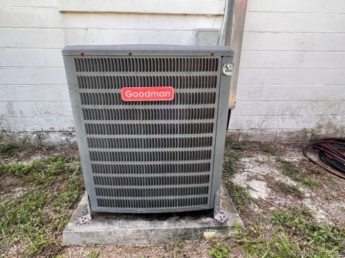 907 Derbyshire Rd, Daytona Beach FL 32117-3802 exterior