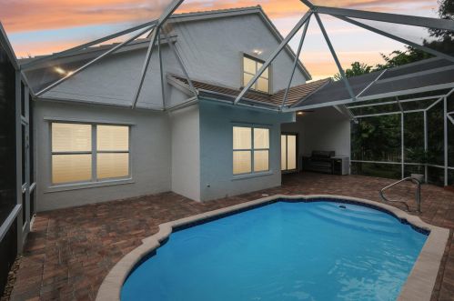 213 Pennock Trace Dr, Jupiter, FL 33458-7580
