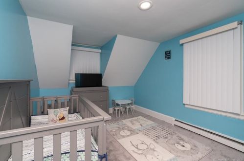 87 Briar Cliff Ave, Waterbury CT  06708-2901 exterior