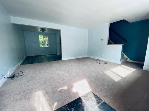 817 Killarney Dr, Pittsburgh, PA 15234-2504