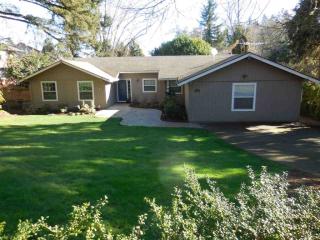 3978 Shaniko Ct, Salem, OR 97302-1717