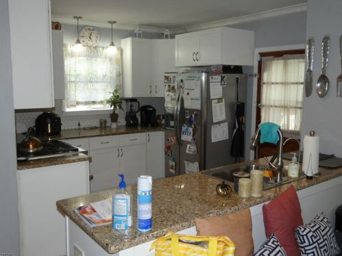 109 Tompkins Ave, South Plainfield NJ  07080-3042 exterior