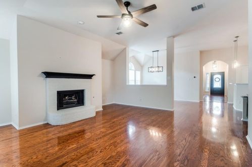 1704 Grassy Creek Dr, Allen TX  75002-5356 exterior