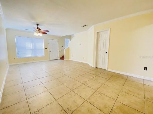 1733 Shady Ridge Ct, Orlando, FL 32807-4280