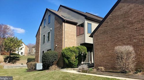 8 Bowie Dr, Wilmington, DE 19808-4364