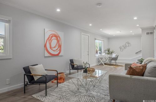 9411 Castlewood St, Oakland CA 94605-4415 exterior