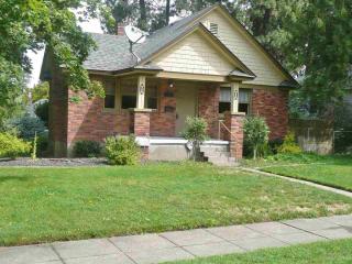 928 25th Ave, Spokane WA  99203-1233 exterior