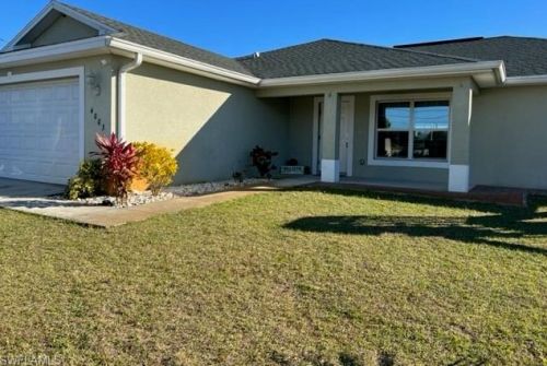 4003 3rd St, Lehigh Acres, FL 33936-0022