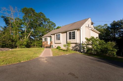 261 Kingstown Rd, Richmond, RI 02898-1129