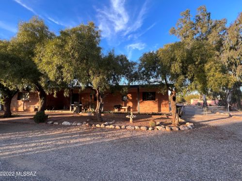 2550 Camino Del Sur, Tucson, AZ 85742-9064