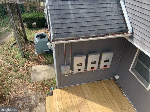 104 Broad Creek Rd, Laurel DE  19956-1124 exterior