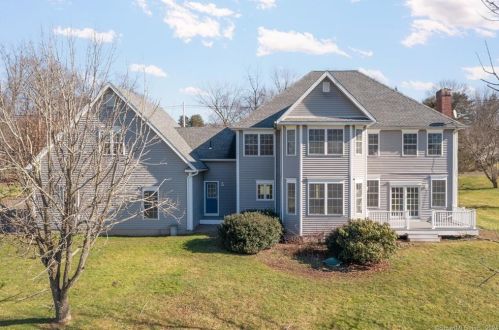 349 Woodhouse Ave, Wallingford, CT 06492-5413