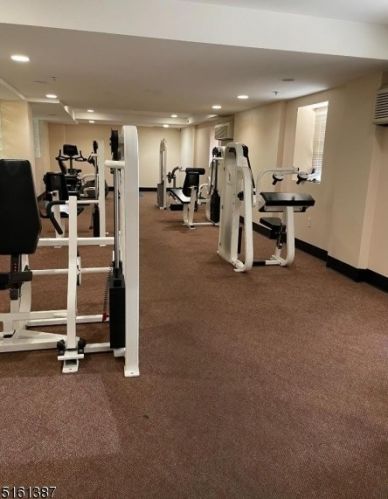 70 Munn Ave, East Orange NJ  07018-4352 exterior