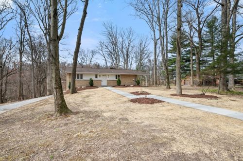 42 Dovercrest Rd, Eighty Four, PA 15330-2605