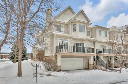 2322 Eagle Trace Ln, Saint Paul, MN 55129-4285