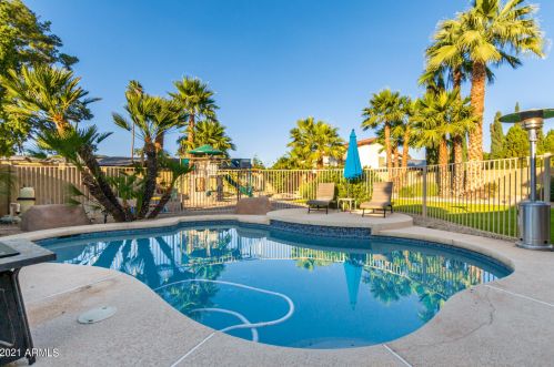 4610 Everett Dr, Phoenix AZ  85032-4893 exterior
