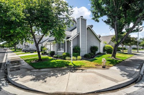 2800 Belharbour Dr, Modesto CA  95355-9201 exterior