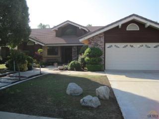 9409 Wandering Oak Dr, Bakersfield, CA 93311-1622