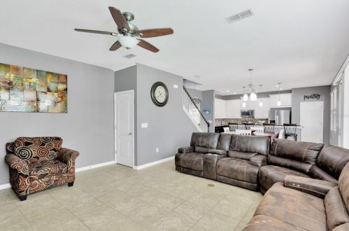 1854 Altavista Cir, Lakeland FL  33810-2795 exterior