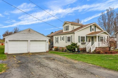 3792 37th St, Beaver Falls, PA 15010-3449