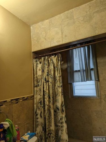 131 Belmont Ave, Outwater NJ  07026-3210 exterior