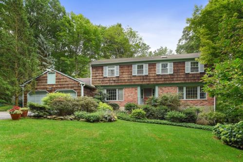 45 Mayberry Rd, Chappaqua, NY 10514-1119