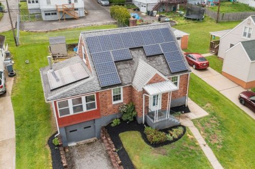 236 Maryland Dr, Glenshaw PA  15116-1724 exterior