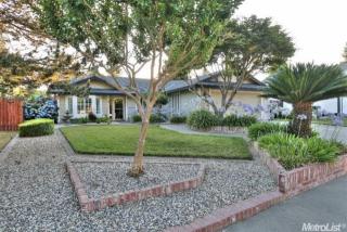 7408 Flowerwood Way, Sacramento CA  95831-3839 exterior