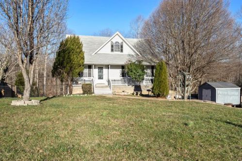 3240 Backridge Rd, Woodlawn, TN 37191-8109