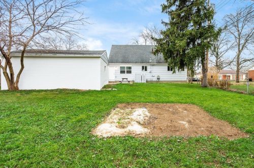 3549 Canter Ct, Darbydale OH  43123-2010 exterior