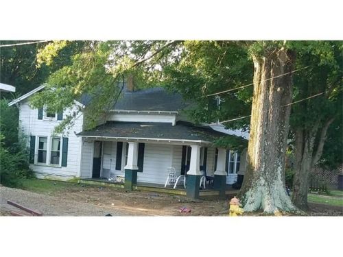 147 Lackey St, Statesville, NC 28677-5003
